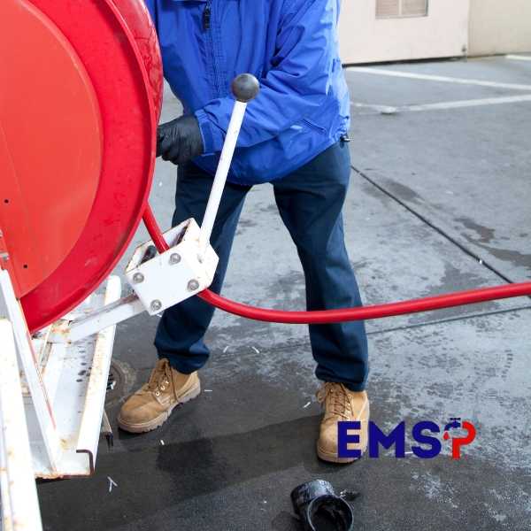 Dessentupimento de fossa esgoto desetupidora